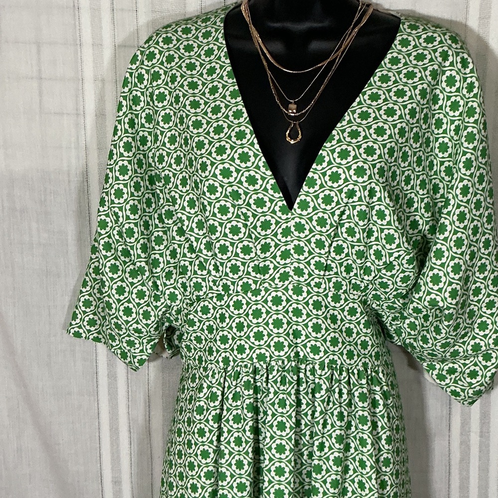 Alexia Admor Green White Floral V-Neck Maxi Dress NWT Size 10 - Picture 3 of 11
